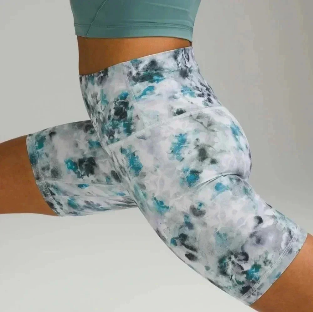 Lululemon Align 6in Biker Shorts in Kaleidofloral Multi Size 4